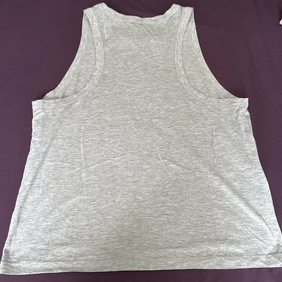 (6) Peloton Tank Bundle - Picture 8 of 15